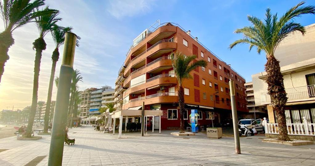 Esmeralda Torrevieja Bagian luar foto