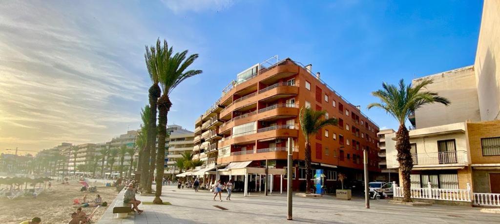 Esmeralda Torrevieja Bagian luar foto