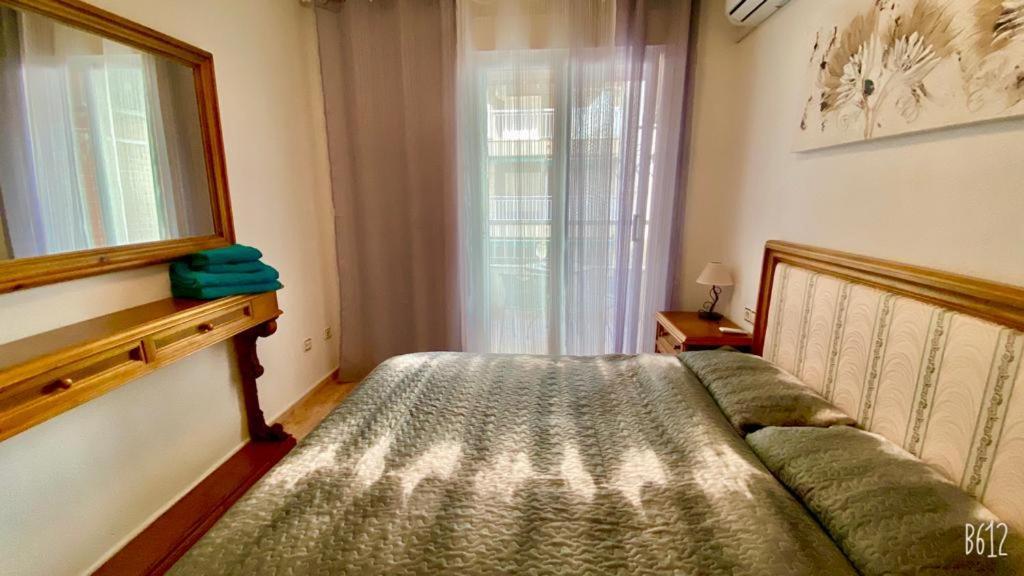 Esmeralda Torrevieja Bagian luar foto